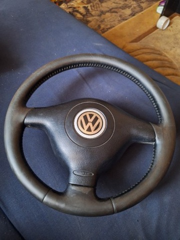 STEERING WHEEL LEATHER LEATHER THREE-SPOKE VW GOLF  