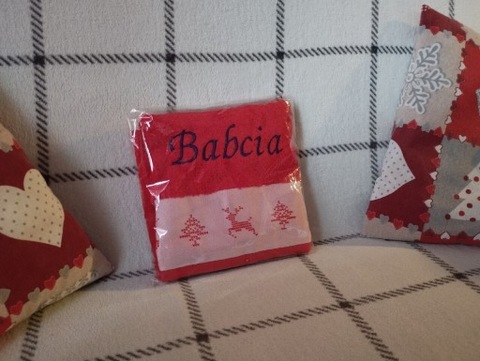 Śliczny ręcznik z haftem dla Babci 