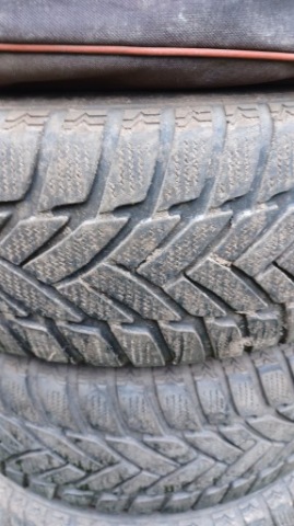 ШИНИ ЗИМОВІ DUNLOP 195 60 15. 