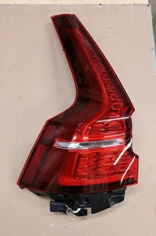 VOLVO V60 V60 CC ФАРА ЛІВИЙ ЗАД 32291358 