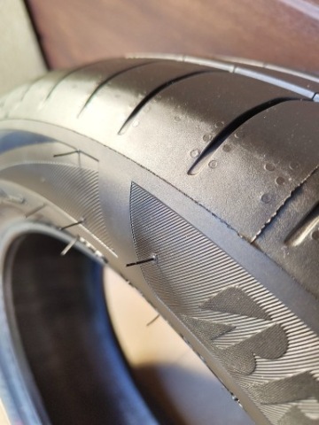 BRIDGESTONE TURANZA 6 225/50R 19