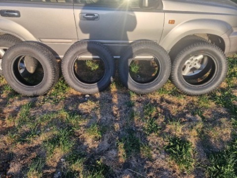 4X ШИНИ CALOROCZNE YOKOHAMA GEOLANDAR A/T 215/70 R16 