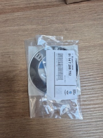 НОВИЙ ОРИГІНАЛЬНИЙ ЕМБЛЕМА ЗНАЧОК BMW 82MM OE 51147288752 / 7288752 