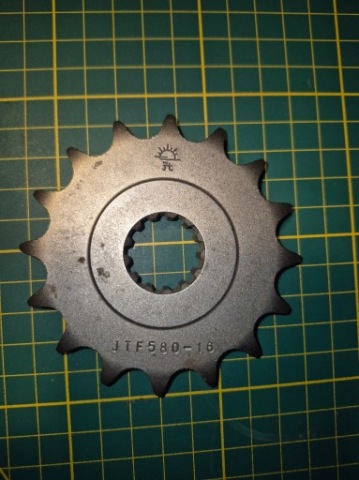 ШЕСТЕРНЯ JTF580-16 YAMAHA 
