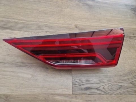 ФАРА ПРАВИЙ ЗАД КРИШКА БАГАЖНИКА AUDI Q3 83A США 83A945094B 