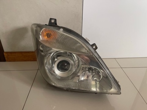 ФАРА ПРАВА MERCEDES SPRINTER W906 КСЕНОН A9068201061 
