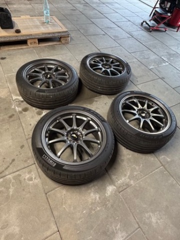 КОМПЛЕКТ ДИСКИ Z ШИНАМИ JR5 18 5X100 8J ET35 PIRELLI P ZERO P5 