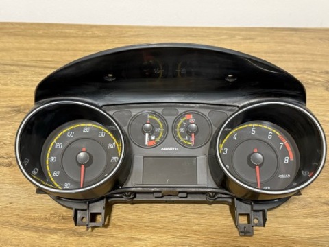 ПРИБОРНА ПАНЕЛЬ FIAT PUNTO EVO ABARTH 51871282 