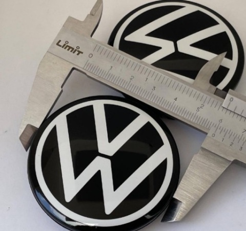 ОРИГІНАЛ КОВПАЧОК КОВПАК КОВПАЧОК ЗАГЛУШКА VW A58 10A601171 60MM CZARNO-BIALE 