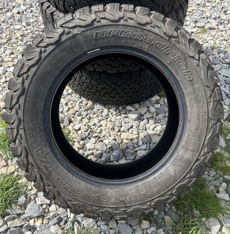 4xBfgoodrich All-terrain T/A K02 265/60 R18 