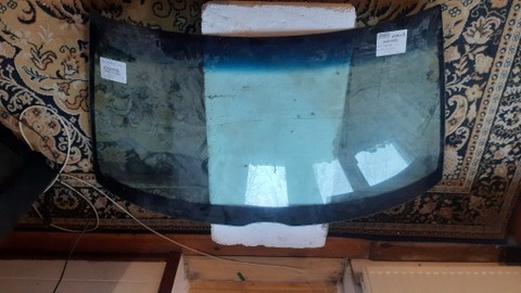 MERCEDES w124 84-96 Prieksejais stikls Vadosā