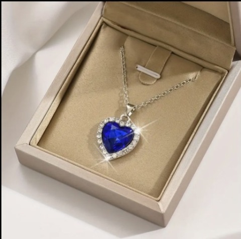 Naszyjnik W Kształcie serca Elegancki