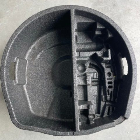 ВКЛАДКА КОЛЕСА ЗАПАСНОГО SKODA OCTAVIA II, 1Z0 863 957B 
