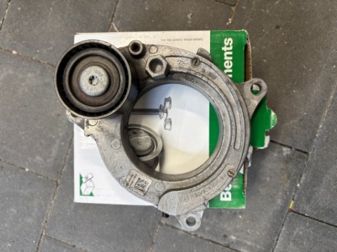 НАТЯГУВАЧ I РЕМІНЬ BMW 118I F20 F30 B38, B48 