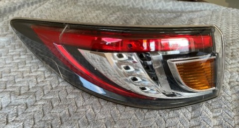 MAZDA 6 GH УНІВЕРСАЛ РЕСТАЙЛ 2010-2012 ФАРА ЗАДНЯ ЛІВА 