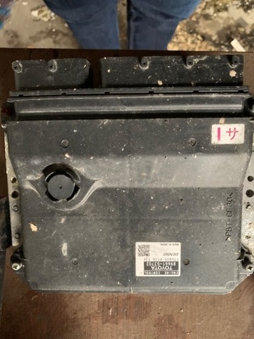 LEXUS IS БЛОК УПРАВЛЕНИЯ ECU 89661-53702