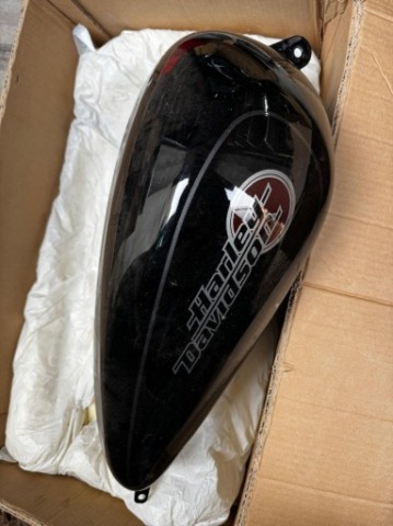HARLEY XL SPORTSTER 04- БАК ПАЛИВА БАК 61000703 