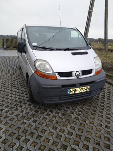 RENAULT TRAFIC 1.9 DCI 100 2003r