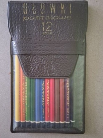 OŁÓWKI / KREDKI PASTELOWE (PRL)