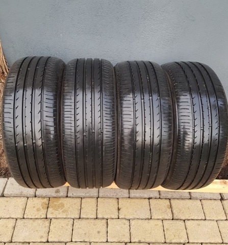 4 NEUMÁTICOS TOYO 215/ 50 R18 11000 KM KILOMETRAJE  