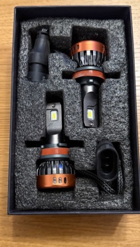 ЛАМПОЧКИ LED (СВІТЛОДІОД) H11 
