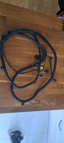 RENAULT MEGANE IV JUEGO DE CABLES PARAGOLPES PARTE DELANTERA 240703909R  