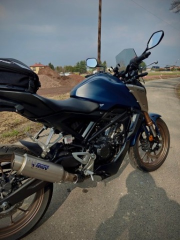 СИСТЕМА ВИПУСКНИЙ ГЛУШНИК HONDA CB125R 