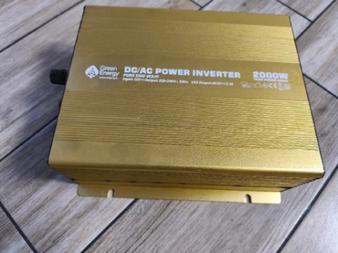 ПЕРЕТВОРЮВАЧ НАПРУГИ 12V/230V 2000W 