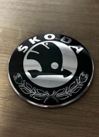 ЕМБЛЕМА SKODA OE 1U0853621C 
