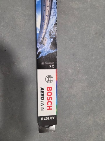ДВІРНИК ДВІРНИКИ BOSCH 700MM 
