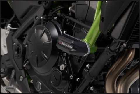 CRASH ПОДДОНИ РАМИ SW-MOTECH DO KAWASAKI Z 650 (17-), Z650 RS (21-) 