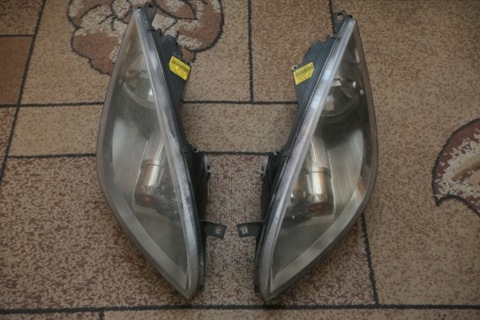 JUEGO FAROS MITSUBISHI COLT EUROPA  