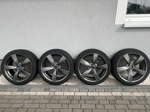 RUEDAS 18'/FELGI ULTRA-WHEELS-UA5-DARK-GREY 8018.  