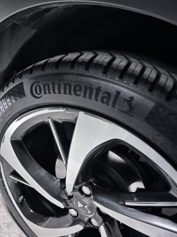 ШИНИ CONTINENTAL 235/45/R20 ВСЕСЕЗОННІ СТАН B. ДОБРИЙ 