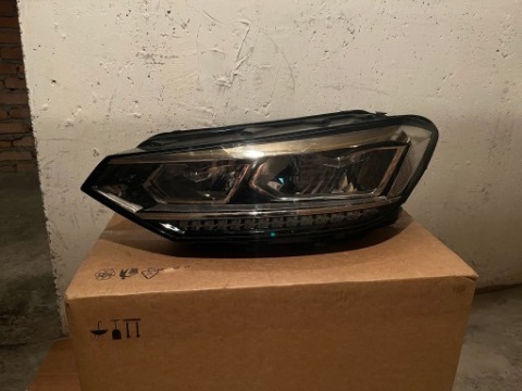 ФАРА ЛІВИЙ ПЕРІД VW TOURAN 5TB941035E 