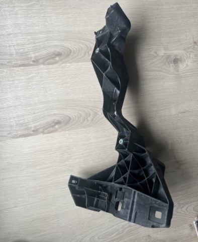 AUDI Q7 КРІПЛЕННЯ LAMPY,PRAWA СТОРОНА ( 4M0805608B ) 
