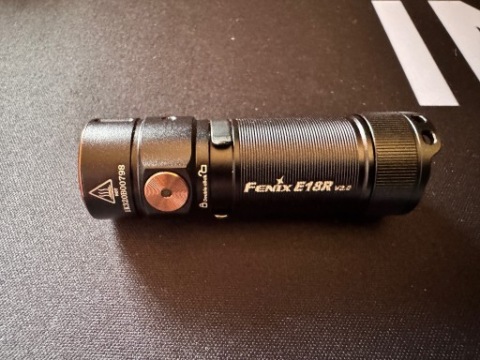 ЛІХТАРИК LED (СВІТЛОДІОД) FENIX E18R V2.0 