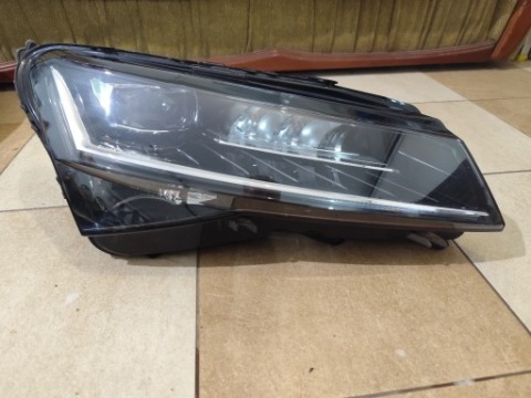 ПРАВА SKODA SUPERB 3V1941016D 3 РЕСТАЙЛ CRYSTAL LIGHTING КОМПЛЕКТНА 