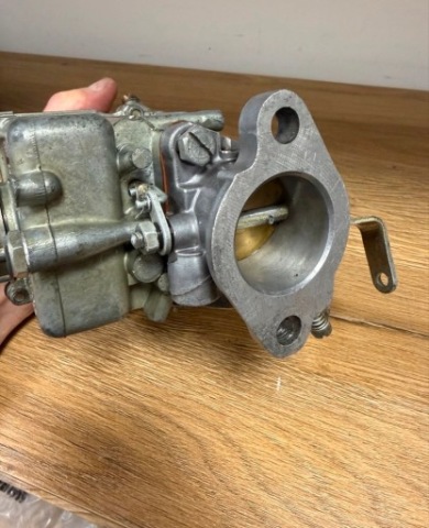КАРБЮРАТОР K 124 Z DO ДВИГУНА O POJEMNOSCI 2,4 L, 38 MM 