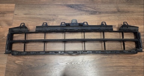 РЕШІТКА БАМПЕРА РЕШІТКА РАДІАТОРА ПЕРЕДНЯ ЦЕНТРАЛЬНА BMW X1 U11 51119883593 