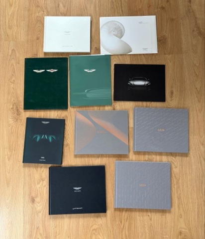 Aston Martin X10 prospekty katalogi DBS, Vanquish, DB7, DBX