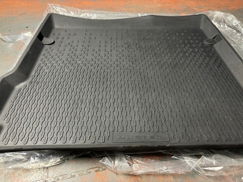 MAT COVERING BOOT DACIA DUSTER  