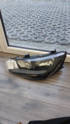 ФАРА ПЕРІД ЛІВА AUDI A1 8X 2010-15R 8X0941003 