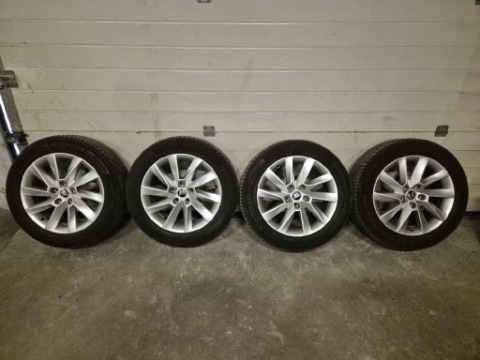 ТИТАНОВІ ДИСКИ СТАН ДУЖЕ ХОРОШИЙ СТАН MICHELIN SKODA SUPERB 3 ОРИГІНАЛ 7J 17