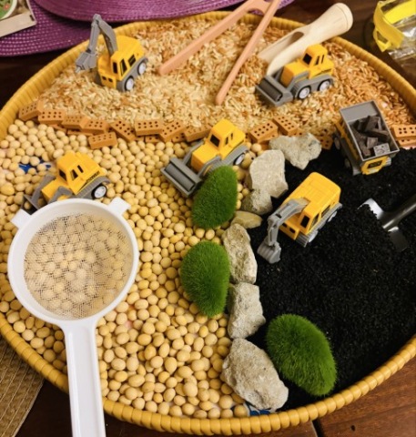 Zestaw Sensoryczny Plac Budowy Montessori - Sensory Bin XXL