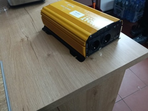 ПЕРЕТВОРЮВАЧ СТРУМУ НАПРУГИ 24V 230 3000W 