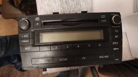 ORIGINAL RADIO TOYOTA AVENSIS 2009R  