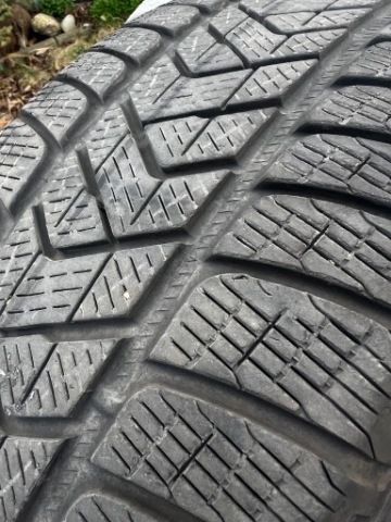 ШИНИ ЗИМОВІ 4X PIRELLI SCORPIONS 235/55/R19 105H ZL ВЖИВАНІ 