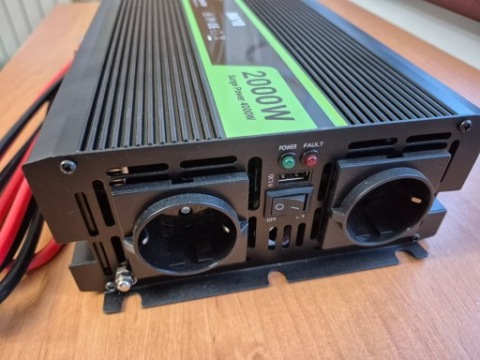 ПРОДАМ ПЕРЕТВОРЮВАЧІ 12V 220V 2000/4000W 