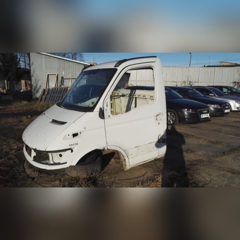 CABINA PARAGOLPES DE PUERTA ALETA IVECO DIALY 2003 R  